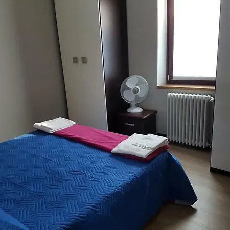 德尔拉戈住宿加早餐旅馆 * 西尔米奥奈